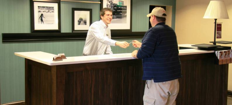 不伦瑞克欢朋套房酒店(Hampton Inn & Suites Brunswick)图片