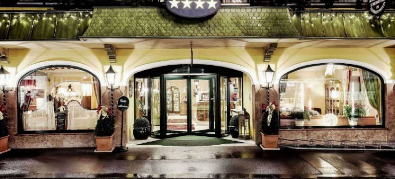 斯科洛芬斯坦酒店(Hotel Schrofenstein)图片