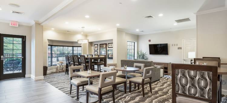 Staybridge Suites 切萨皮克 - 弗吉尼亚海滩(Staybridge Suites Chesapeake - Virginia Beach)图片