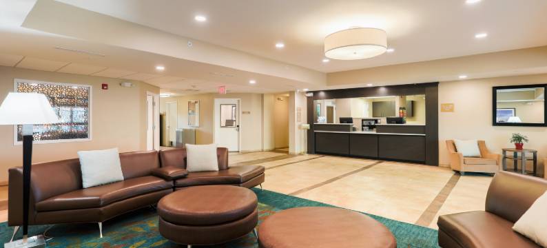 雷内克萨-欧弗兰帕克区Candlewood Suites(Candlewood Suites LENEXA - OVERLAND PARK AREA by IHG)图片