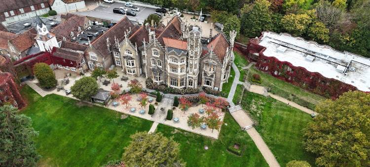 奥克雷庭院酒店(Oakley Court)图片