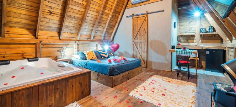 瑞士小屋龙宝宾纳斯(Pousada Chalé Suiço Bombinhas)图片