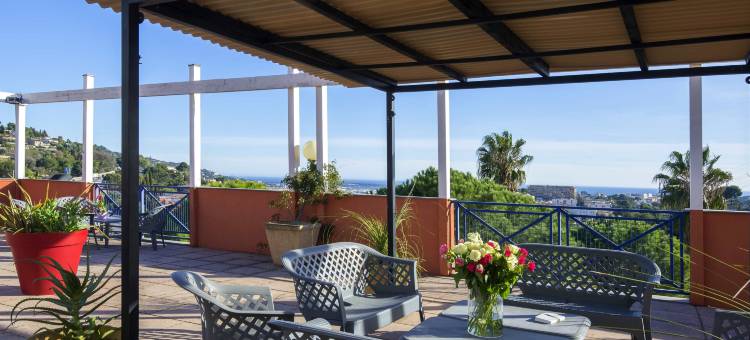 戛纳穆然宜必思快捷酒店(Ibis Budget Cannes Mougins)图片