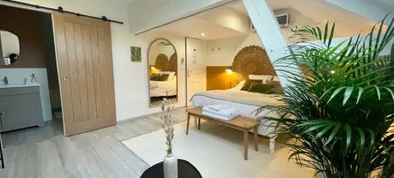 德拉克鲁瓦别墅(Villa de la Croix - Maison d'hôtes à 4 Minutes de l'A26 Avec Parking)图片