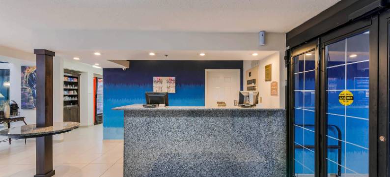 蓝色酒店布鲁艾施辛辛那提，精选酒店系列(The Blu Hotel Blue Ash Cincinnati, Ascend Hotel Collection)图片