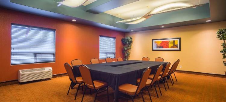 圣艾伯特贝斯特韦斯特优质酒店(Best Western Plus the Inn at St. Albert)图片