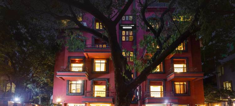 Super Townhouse Oak Prabhat Road Formerly Hotel Royalty图片