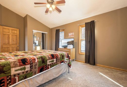 Boxer Overlook Hotel Overview