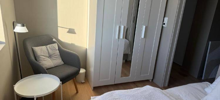 Serene Guest Room Escape in Asker, Norway图片