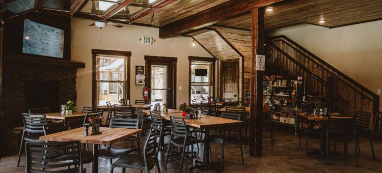 特顿谷度假村(Teton Valley Resort)图片