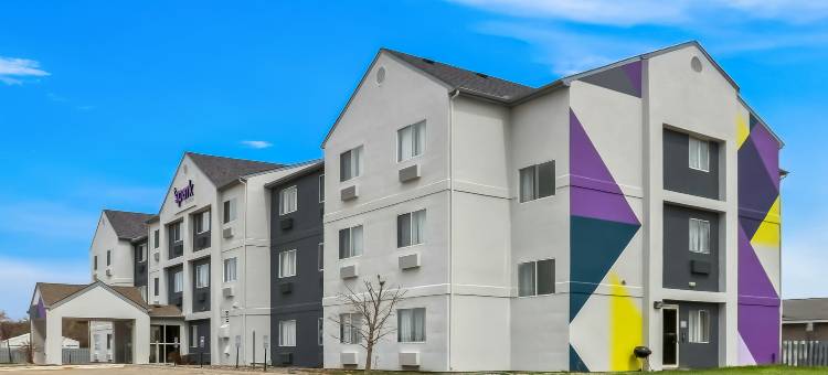 莫林四城希尔顿spark酒店(Spark by Hilton Moline Quad Cities)图片