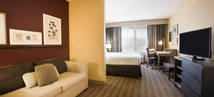 舒适酒店及套房圣保罗东北部(Comfort Inn & Suites St. Paul Northeast)图片