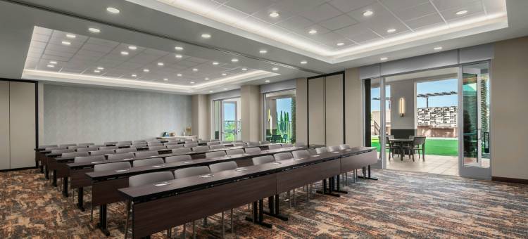 丘拉维斯塔东湖万豪春丘酒店(SpringHill Suites Chula Vista Eastlake)图片