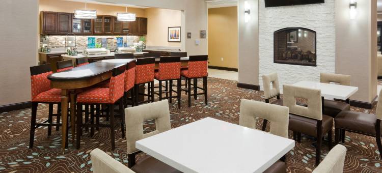 达文波特Homewood Suites by Hilton(Homewood Suites by Hilton Davenport)图片