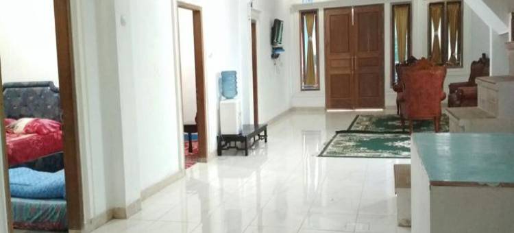 斯昆尼尔民宿(Homestay Pakuwojo Sikunir Syariah)图片