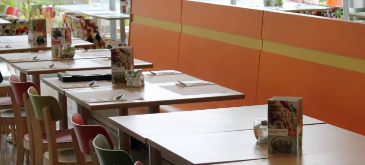 利宝西卡朗苏黎快捷酒店(Zuri Express Lippo Cikarang)图片