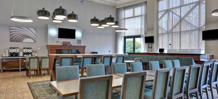 希尔顿欢朋套房酒店-纽瓦克哈里森河滨步道(Hampton Inn & Suites Newark-Harrison-Riverwalk)图片