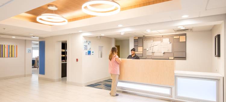 Holiday Inn Express 亚特兰大的石头山(Holiday Inn Express Atlanta-Stone Mountain)图片