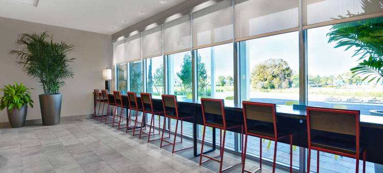 希尔顿惠庭套房酒店迈尔斯堡Colonial大道(Home2 Suites by Hilton Fort Myers Colonial Blvd)图片