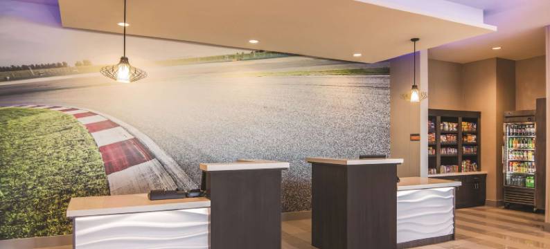 La Quinta Inn & Suites by Wyndham Atlanta South - McDonough图片