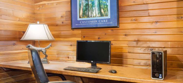 麦卡尔温德姆速8酒店(Super 8 by Wyndham McCall)图片