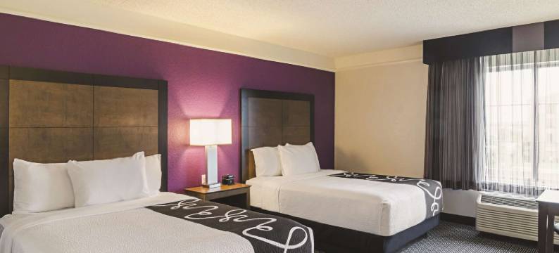 丹佛机场DIA拉昆塔温德姆套房酒店(La Quinta Inn & Suites by Wyndham Denver Airport Dia)图片