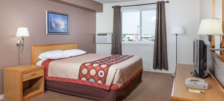 梅迪辛哈特温德姆速8酒店(Super 8 by Wyndham Medicine Hat AB)图片