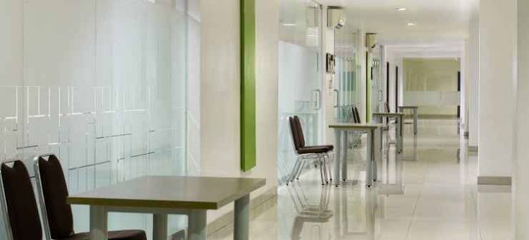 三宝珑艾玛利斯酒店(Amaris Hotel Pemuda Semarang)图片