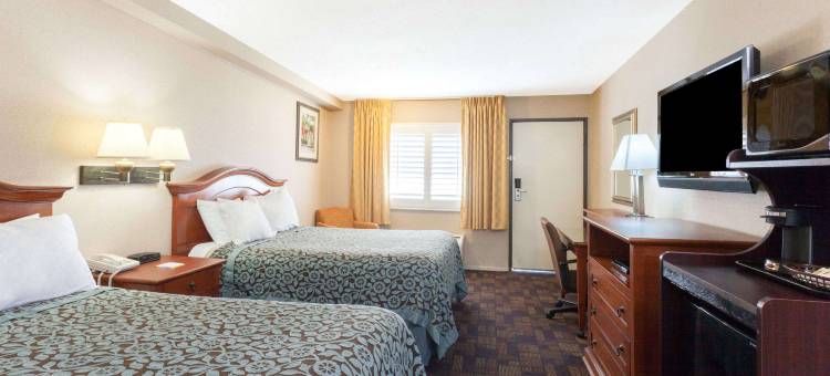 阿罕拉布戴斯酒店(Days Inn by Wyndham Alhambra CA)图片