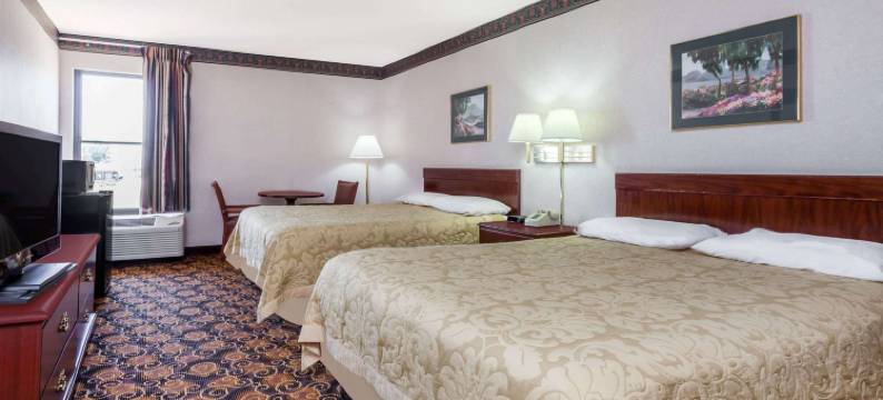 埃文斯维尔北温德姆速8酒店(Super 8 by Wyndham Evansville North)图片