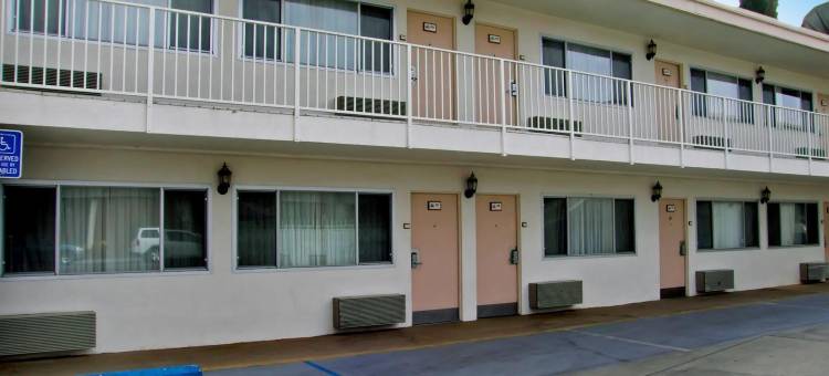 维塞利亚美洲最佳价值酒店(Americas Best Value Inn Visalia)图片