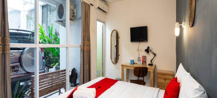 红多兹酒店-近茂物巴鲁塔纳收费出口(RedDoorz Near Exit Toll Tanah Baru Bogor)图片