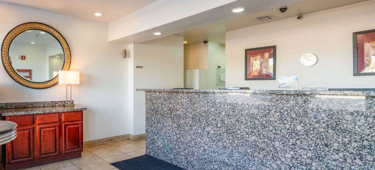 罗德威酒店(Rodeway Inn Phoenix North I-17)图片