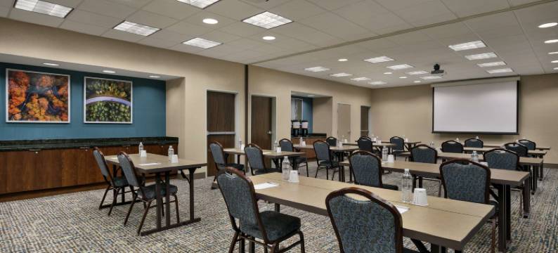 欢朋酒店及套房-塔科马/普亚勒普(Hampton Inn & Suites Tacoma/Puyallup)图片