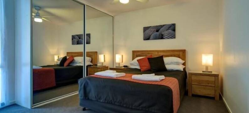 阿尔巴克尔公寓(Albacore Apartments)图片