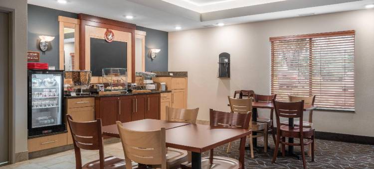 苏福尔斯北美吟温德姆酒店(AmericInn by Wyndham Sioux Falls North)图片