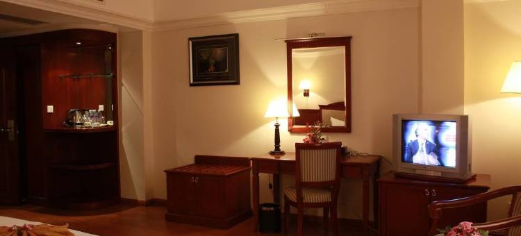 豪华河畔公寓酒店(Lux Riverside Hotel & Apartment)图片