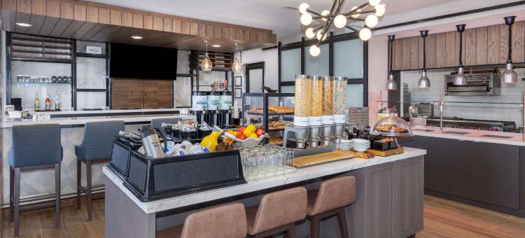 阿尔伯克基日报中心希尔顿花园酒店(Hilton Garden Inn Albuquerque/Journal Center)图片