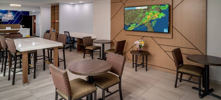 智选假日套房酒店查尔斯顿(Holiday Inn Express & Suites CHARLESTON-KANAWHA CITY by IHG)图片