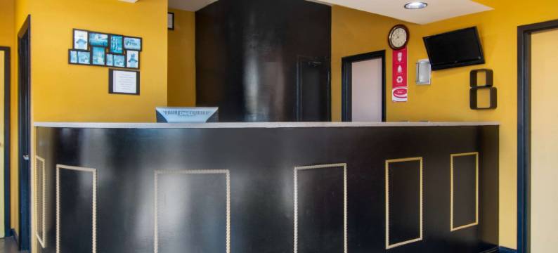 伊克诺套房酒店(Econo Lodge Inn & Suites)图片