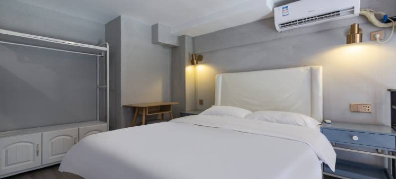 邂逅时光公寓(港腾路1号分店)图片