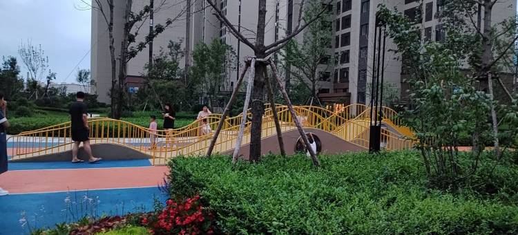 方特地铁鸿鑫道义民宿(蒲丰路分店)图片