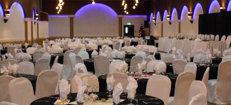 红鹿温德姆呗盟酒店(Baymont by Wyndham Red Deer)图片