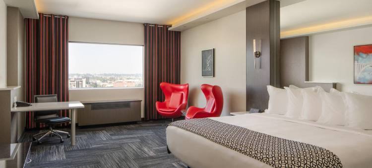 The Davenport Grand, Autograph Collection图片