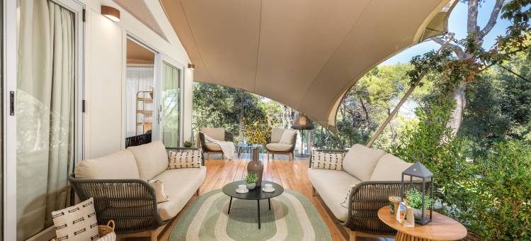 阿雷娜旺99格拉平豪华帐篷(Arena One 99 Glamping)图片