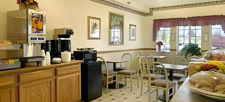 普拉特城堪萨斯城区温德姆速8酒店(Super 8 by Wyndham Platte City/KCI Airport North)图片