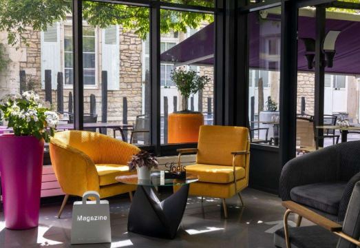 Logis Hôtel-Restaurant le Fontarabie Hotel Overview