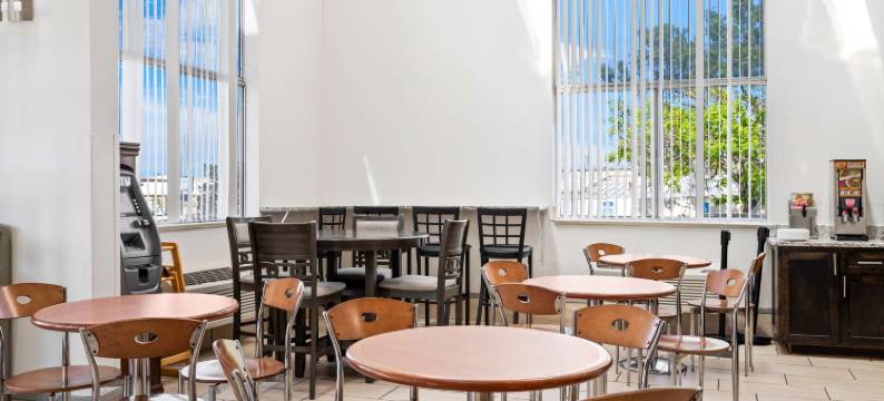 阿尔伯克基中城贝斯特韦斯特SureStay酒店(SureStay Hotel by Best Western Albuquerque Midtown)图片