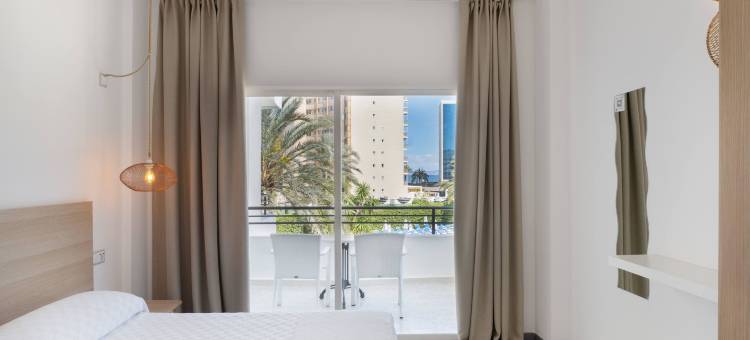 索尔鲁纳玛帕尔马诺瓦公寓-仅限大人(Sol Lunamar Palmanova Apartamentos)图片