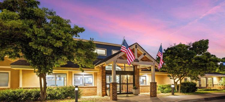 北布兰奇温德姆美吟温德姆酒店(AmericInn by Wyndham North Branch)图片